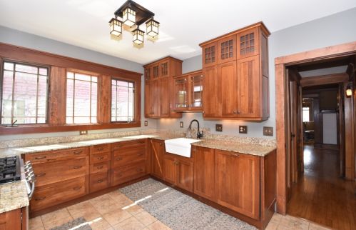 1800 51, Milwaukee WI 53208-1742 exterior