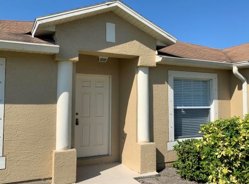 269 Ridgecrest Dr, Fort Pierce FL  34953-8305 exterior