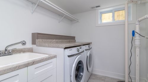 5135 Neenah Ave, Chicago IL  60656-3728 exterior