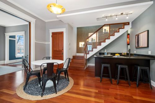 3635 Janssen Ave, Chicago IL 60613-3707 exterior