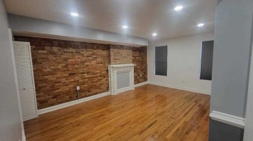 1 Hamilton St, Poughkeepsie NY  12601-3307 exterior