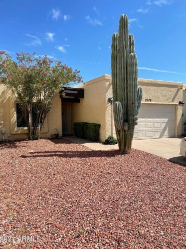 2526 Bluefield Ave, Phoenix, AZ 85032-8003