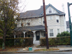 54 Park St, Newton, MA 02458-2007