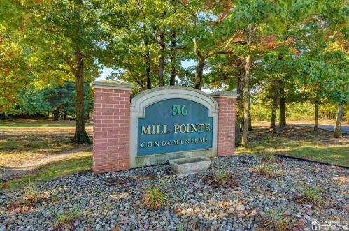 269 College Dr, Edison NJ  08817-5997 exterior