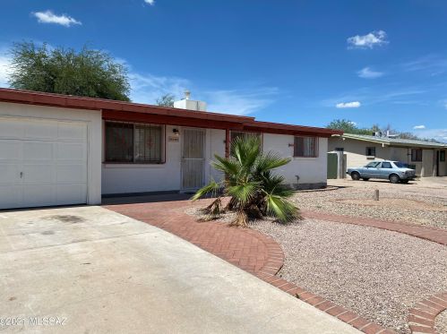 630 Cabot Dr, Tucson, AZ 85756-6511