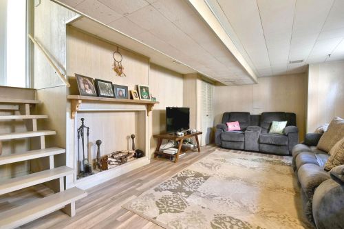 9835 Harding Ave, Chicago IL 60655-4017 exterior