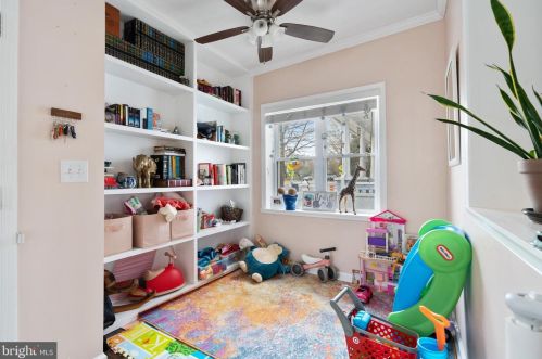 4702 Georgia Ave, Washington DC 20011-4532 exterior