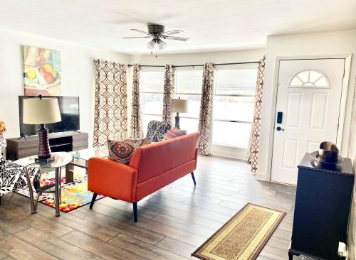 420 95th St, Milwaukee WI  53226-4444 exterior