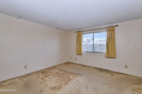 11250 33rd Ave, Phoenix AZ 85051-0631 exterior