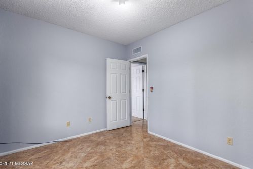 4578 Camino De Ln Codorniz, Tucson AZ 85745-9592 exterior