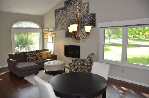 4236 Boulder Rdg Pt, Saint Paul MN 55122-1895 exterior