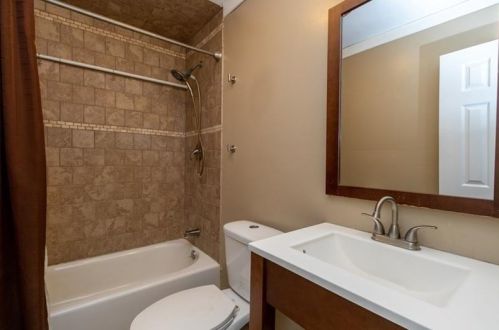 1265 Chestnut St, Monaca PA 15061-1042 exterior