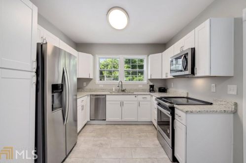 54 Chappell Rd, Atlanta GA  30314-2579 exterior