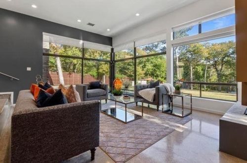 9562 Ash Creek Dr, Dallas TX  75228-3770 exterior