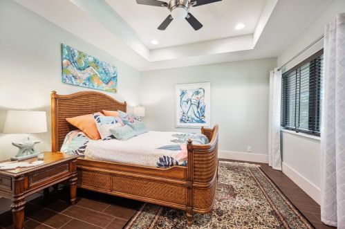 4803 Oak Cir, Boynton Beach FL 33436-5922 exterior