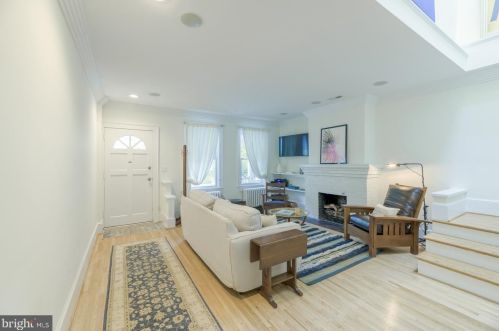 117 Peyton St, Alexandria VA 22314-2723 exterior