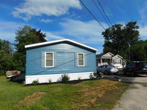 26 Boa Ln, Seabrook, NH 03874-4312