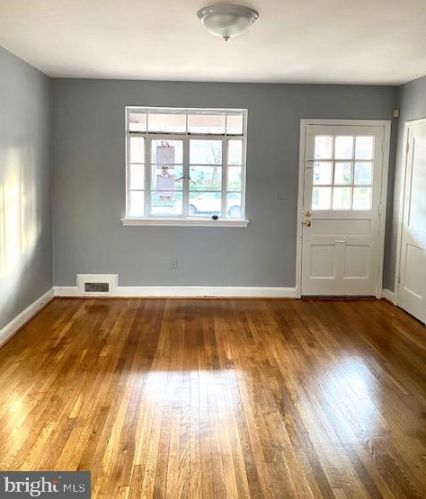 206 Lynhaven Dr, Alexandria VA  22305-3107 exterior