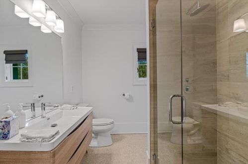 172 Blackland Dr, Atlanta GA  30342-4404 exterior