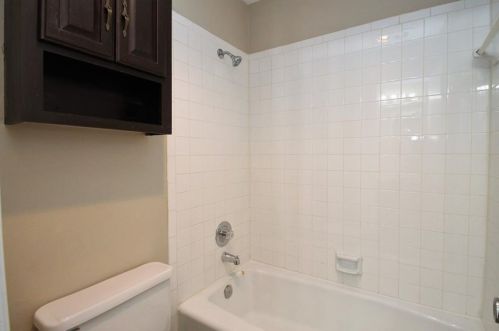 7803 Chimayo Cv, Austin TX 78729-7620 exterior