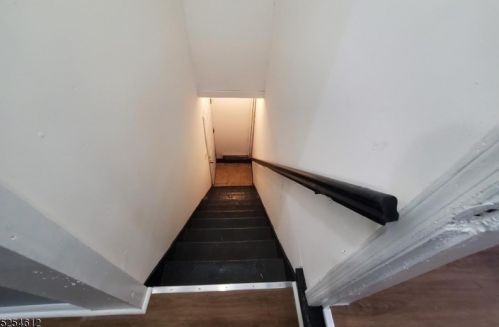 16 Amity St, Paterson NJ 07522-1811 exterior