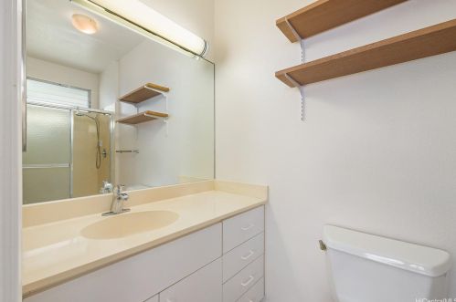 370 Elelupe Rd, Honolulu HI 96821-2248 exterior