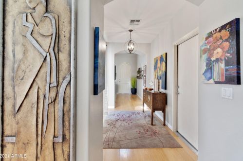 2042 Carla Vis Dr, Chandler AZ 85225-5269 exterior