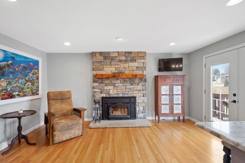 2360 Hidden Timber Dr, Pittsburgh PA 15241-3310 exterior