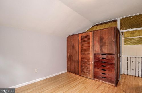 635 Parkway Ave, Trenton NJ  08618-2723 exterior