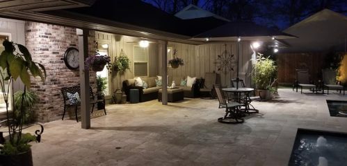 2018 Thousand Pne Dr, Humble TX 77339-3147 exterior