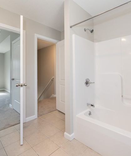 101 Stuart St, Springfield MA 01119-1013 exterior