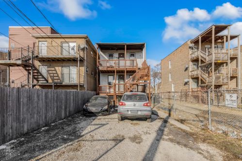 3921 Grenshaw St, Chicago IL exterior