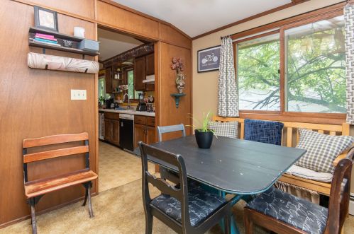 8632 Bottsford Ave, Milwaukee WI 53228-2838 exterior