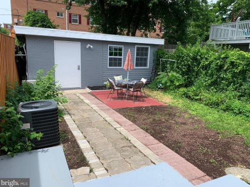 3437 23rd St, Washington DC  20020-1921 exterior