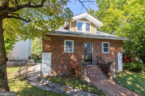 1611 25th St, Washington DC 20020-5361 exterior