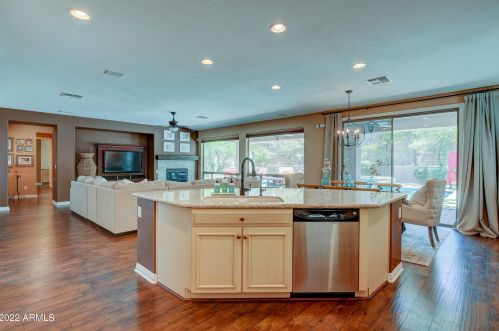 38809 Courage Ct, Phoenix AZ exterior