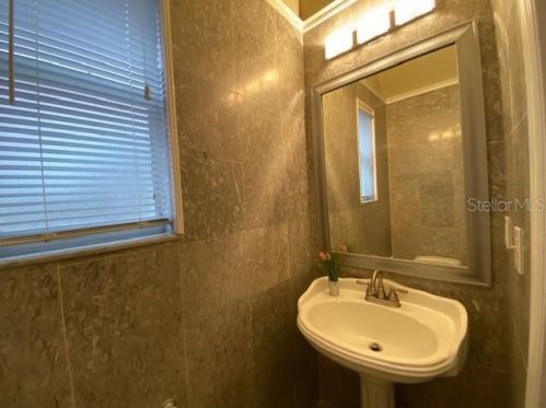 412 Oregon Ave, Tampa FL 33604-5351 exterior