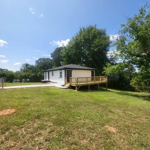 1702 Mary George Ave, Atlanta GA 30318-3551 exterior