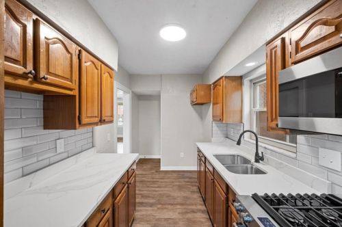 3262 Eastmont Ave, Pittsburgh PA exterior