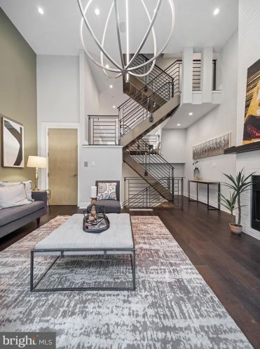 1332 Kater St, Philadelphia PA  19147-1828 exterior