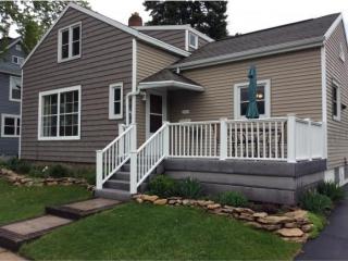 1014 Superior St, Appleton, WI 54911-4438