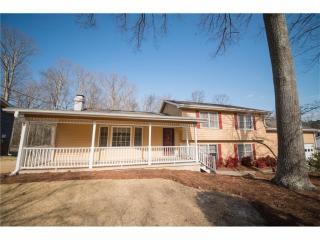 2907 Pebble Ln, Lithonia, GA 30078-2754
