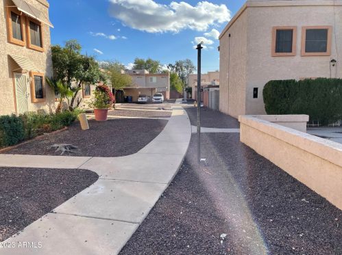 4565 26th Dr, Phoenix AZ  85041-2017 exterior