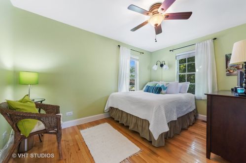 170 Pick Ave, Elmhurst IL 60126-3018 exterior