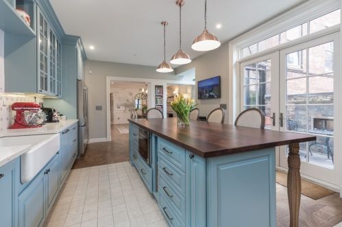 11 Chestnut St, Boston MA exterior