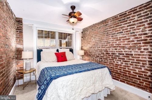 1448 D St, Washington DC  20002-5402 exterior