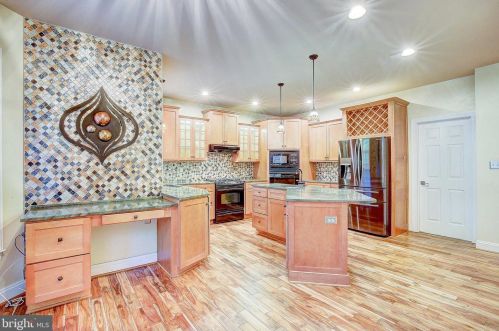 3300 Holland Clf Rd, Huntingtown MD 20639-9722 exterior