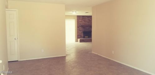 17855 27th Dr, Phoenix AZ  85053-1725 exterior