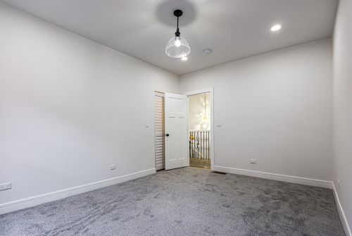 2720 Monroe St, Chicago IL  60612-2823 exterior