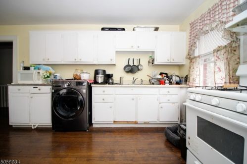 69 Morris St, Dover NJ 07801-4611 exterior